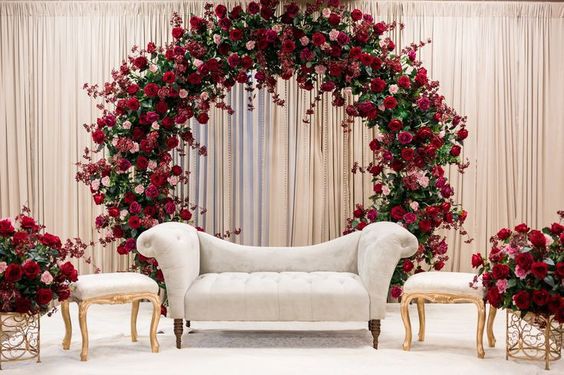 10 Best Wedding Stage Decoration Ideas to Make Your Big Day Unforgettable