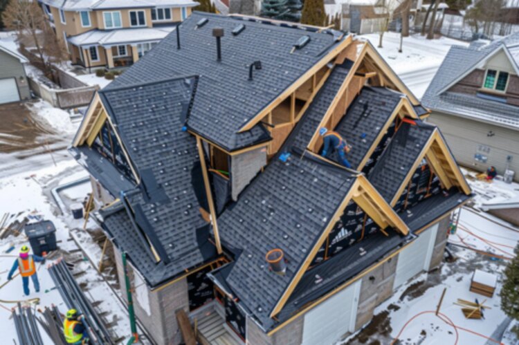 The Role of Free Estimates in Choosing the Right Roofing Contractor